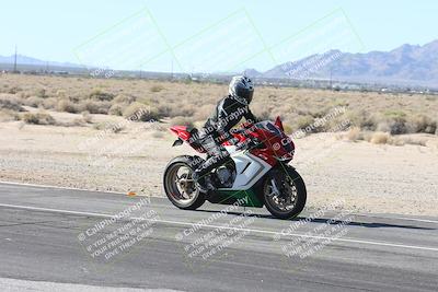 media/Dec-01-2025-Moto Forza (Mon) [[2daa91e15f]]/3-Beginner Group/Session 3 (Turn 16 Inside)/